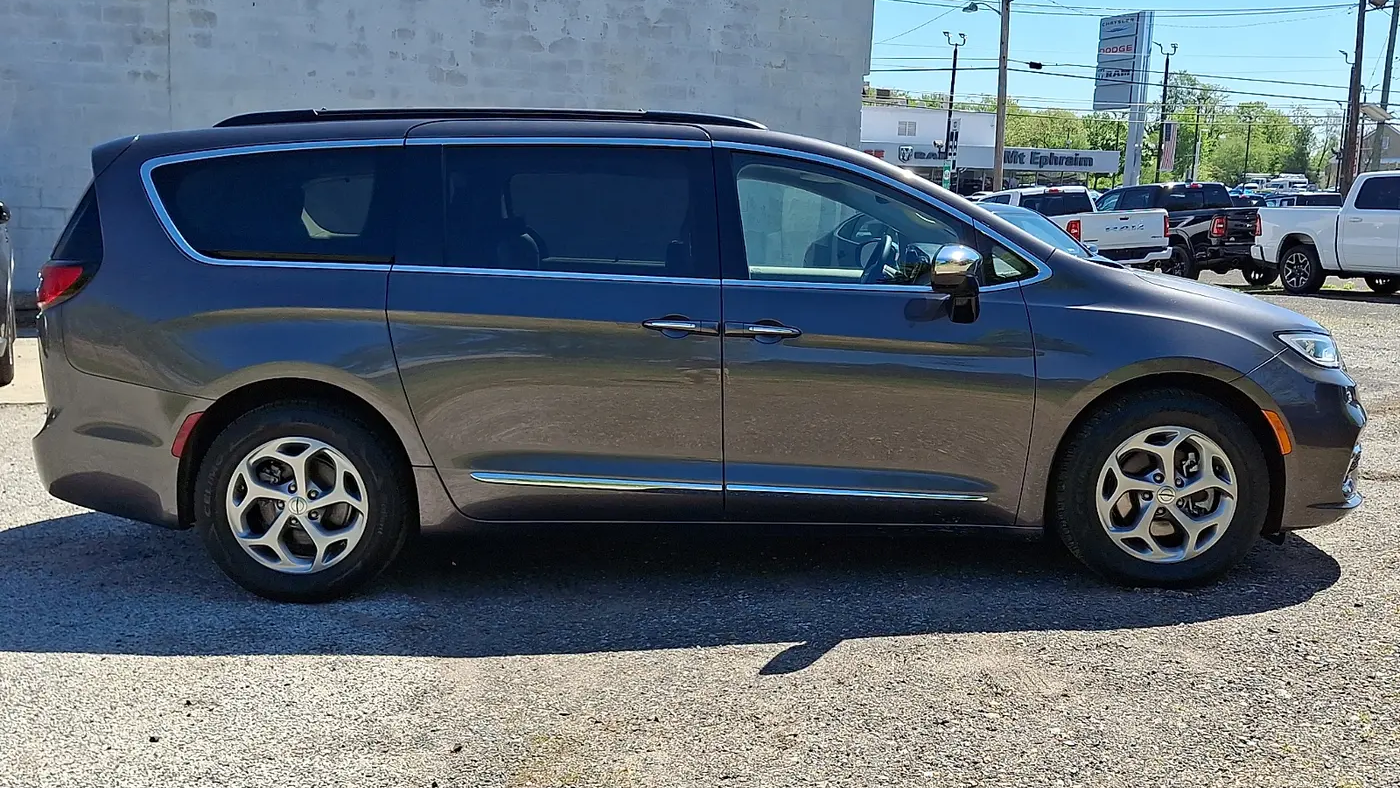 2023 Chrysler Pacifica Limited