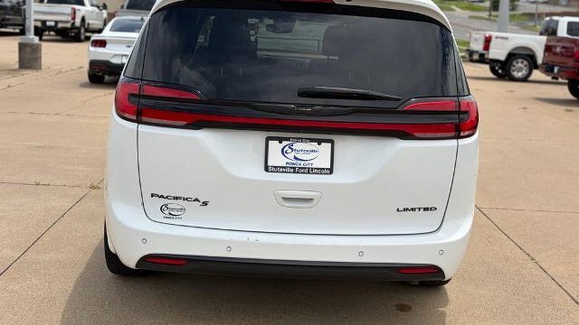 2025 Chrysler Pacifica Limited