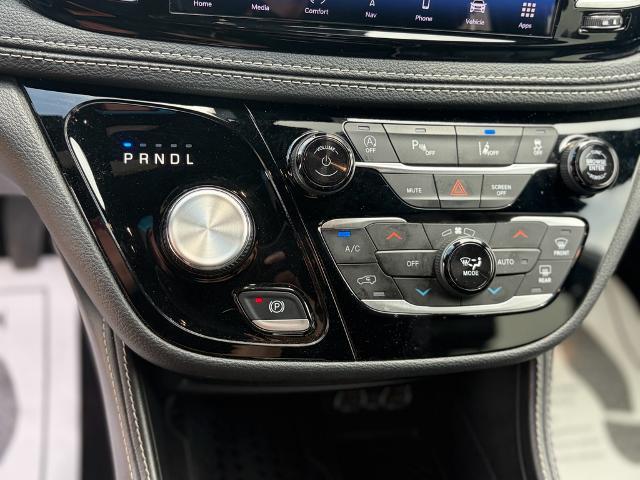 2025 Chrysler Pacifica - $36,950