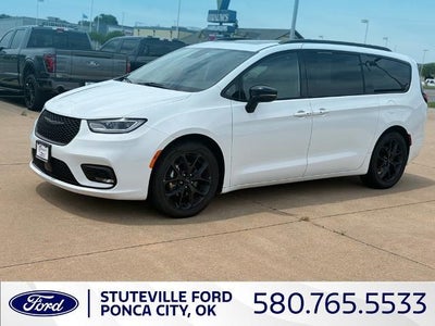 2025 Chrysler Pacifica Limited 4DR Mini-Van