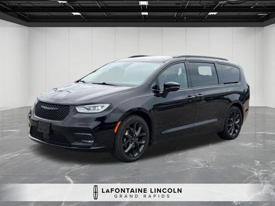 2025 Chrysler Pacifica Limited 4DR Mini-Van