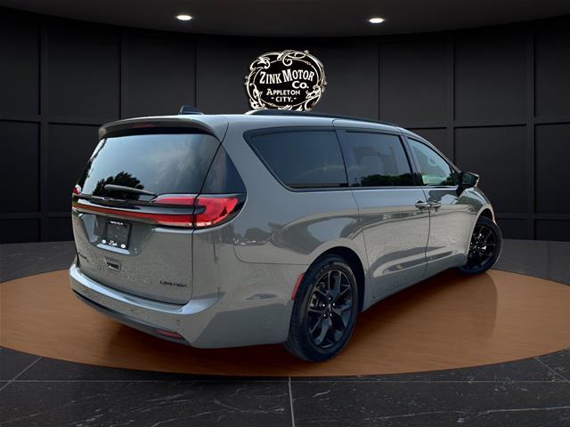 2025 Chrysler Pacifica - $31,895