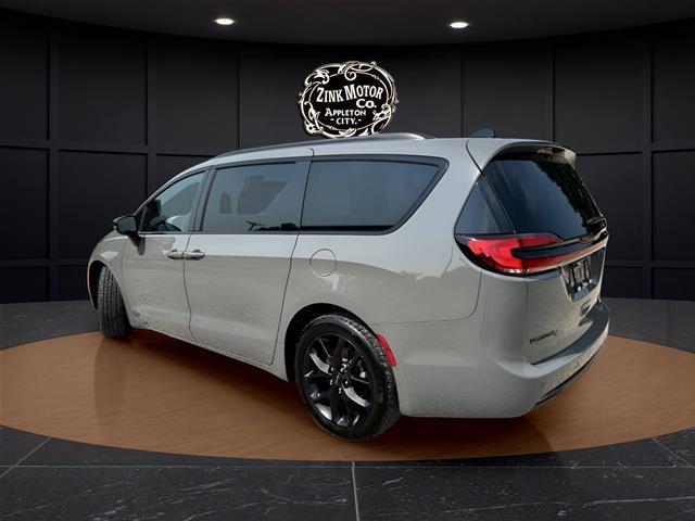 2025 Chrysler Pacifica - $31,895