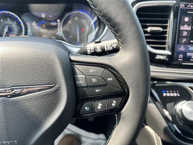 2025 Chrysler Pacifica - $31,895