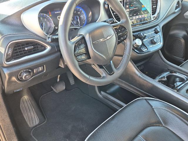 2025 Chrysler Pacifica - $31,411