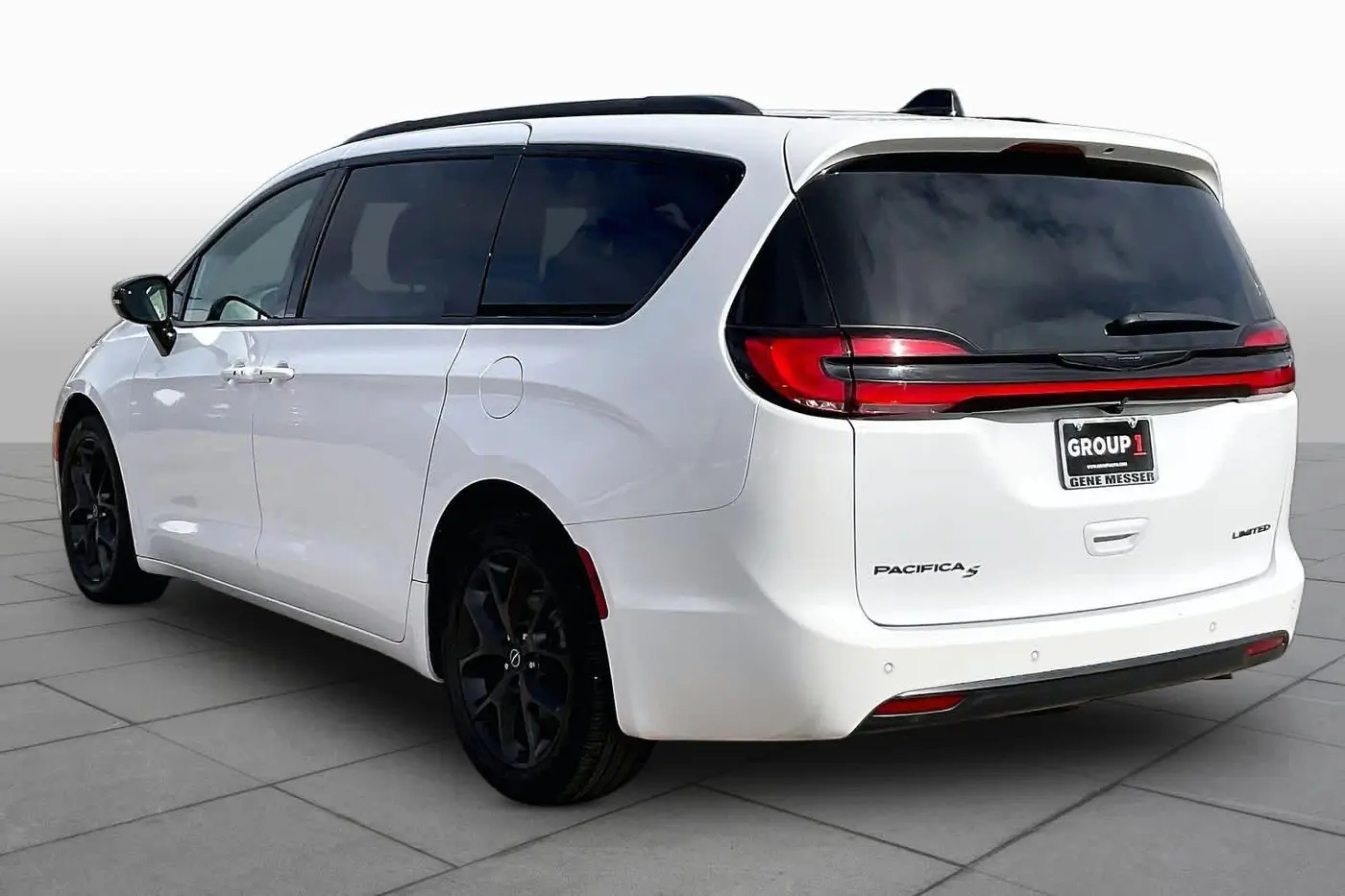 2026 Chrysler Pacifica - $33,619