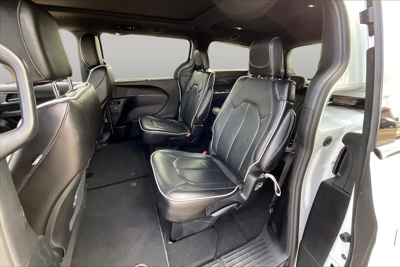 2026 Chrysler Pacifica - $33,619
