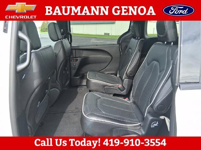 2026 Chrysler Pacifica - $33,900