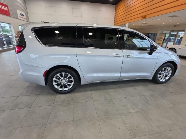 2026 Chrysler Pacifica - $35,274