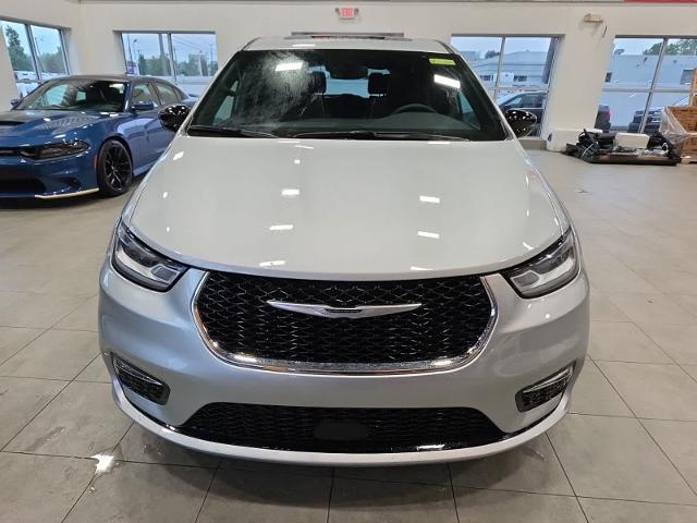 2026 Chrysler Pacifica - $36,274