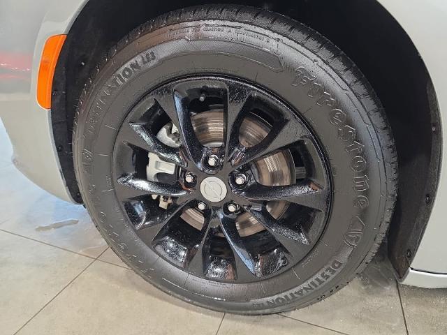 2026 Chrysler Pacifica - $36,274