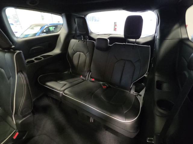 2026 Chrysler Pacifica - $34,174