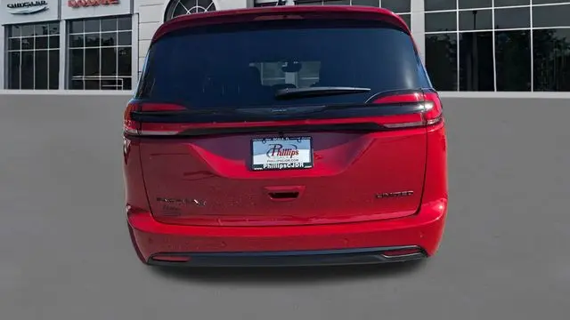 2026 Chrysler Pacifica Limited