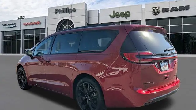 2026 Chrysler Pacifica Limited