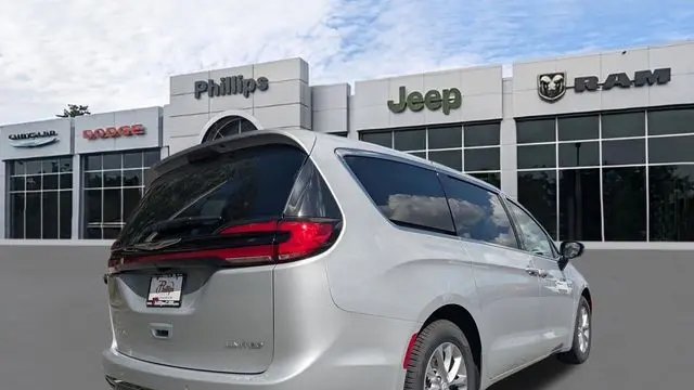 2026 Chrysler Pacifica Limited
