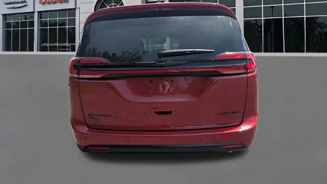 2026 Chrysler Pacifica Limited