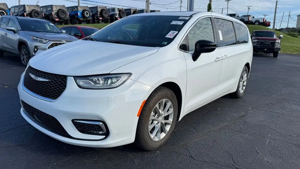 Preowned 2026 Chrysler Pacifica Limited for Sale