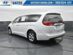 2017 Pacifica Hybrid Thumbnail 8