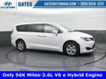 2017 Pacifica Hybrid Thumbnail 1