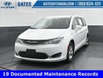 2017 Pacifica Hybrid Thumbnail 6