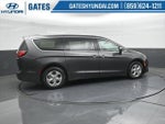 2017 Pacifica Hybrid Thumbnail 3