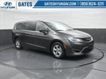 2017 Pacifica Hybrid Thumbnail 4