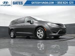 2017 Pacifica Hybrid Thumbnail 32