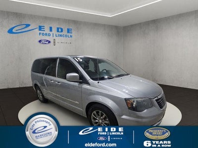2015 Chrysler Town And Country S 4DR Mini-Van