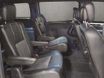 2015 Town and Country Thumbnail 21