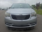 2015 Town and Country Thumbnail 3