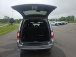 2015 Town and Country Thumbnail 10