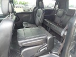 2015 Town and Country Thumbnail 17