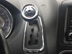 2015 Town and Country Thumbnail 39