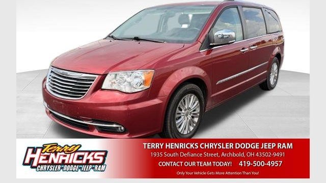 Preowned 2016 Chrysler Town and Country Limited for Sale