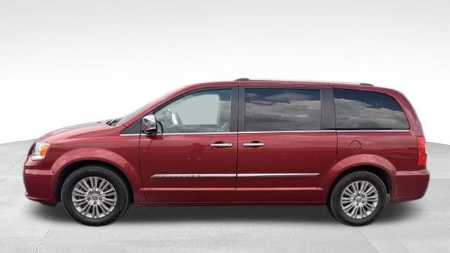 2016 Chrysler Town and Country Limited