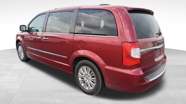 2016 Chrysler Town and Country Limited