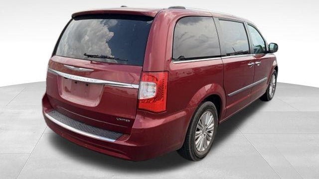2016 Chrysler Town and Country Limited