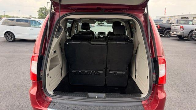 2016 Chrysler Town and Country Limited