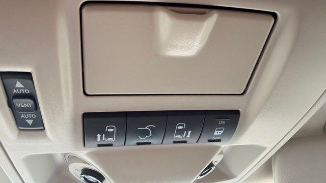 2016 Chrysler Town and Country Limited