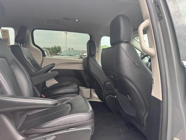 2022 Chrysler Pacifica - $17,495