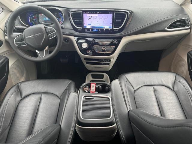 2022 Chrysler Pacifica - $17,495