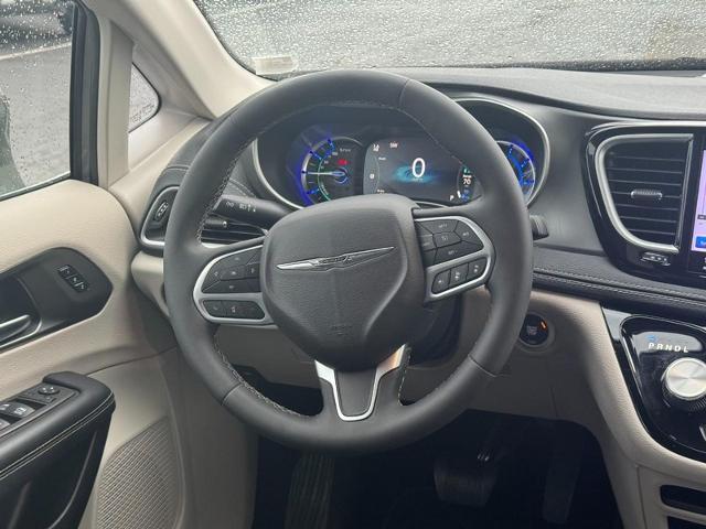 2022 Chrysler Pacifica - $17,495
