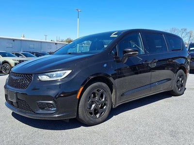 2022 Chrysler Pacifica Hybrid Touring L 4DR Mini-Van