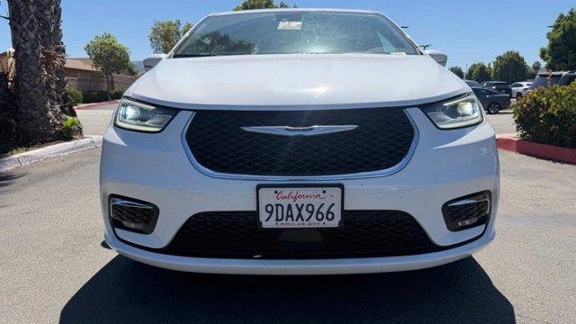 2022 Chrysler Pacifica Hybrid Touring L