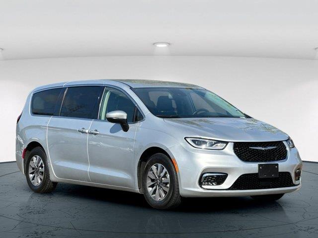 2023 Chrysler Pacifica - $19,511