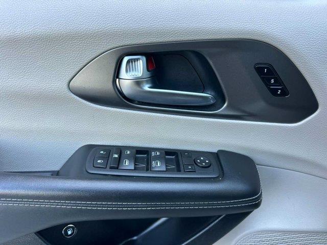 2023 Chrysler Pacifica - $19,511