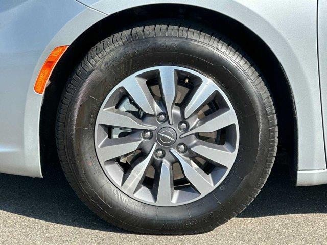 2023 Chrysler Pacifica - $19,511