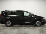 2023 Pacifica Plug-In Hybrid Thumbnail 8