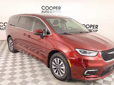 2023 Chrysler Pacifica Plug-In Hybrid Touring L 4DR Mini-Van