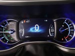 2023 Pacifica Plug-In Hybrid Thumbnail 4
